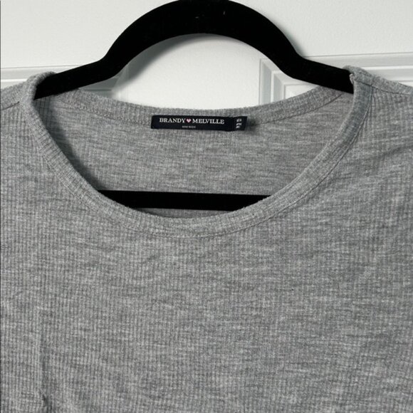 Ribbed Crop Top | Crop Top | - Picture 2 of 5